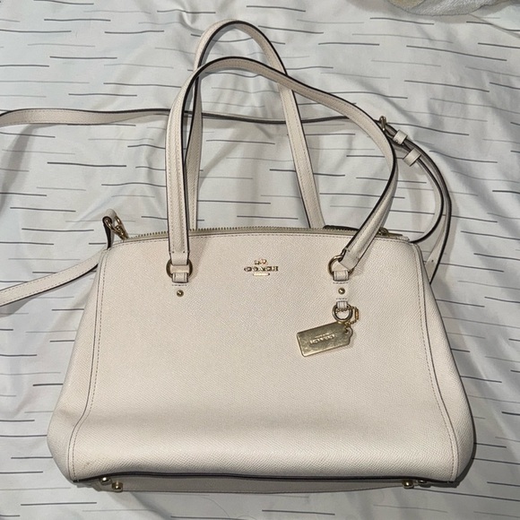 Coach  station purse like new very nice color. - Picture 1 of 8